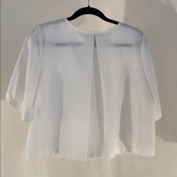 White crop top with textured pattern - Picture 4 of 4